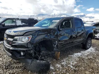2018 Chevrolet Colorado 4WD Z71 z VIN 1GCGTDENXJ1272164, wystawiony jako Copart lot #49003815 z przebiegiem 43 461 mil mil oraz Szkoda całkowita • Salvage title. Historia ofert i sprzedaży dostępna na DreamBid. Obrazek 1.
