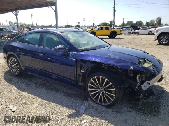 2022 Audi A5 Sportback Premium Plus with VIN WAUCBCF52NA021653, listed as a Copart auction lot 69766393 with 3,992 mi miles. Bid and sale history available at carsss.com. Image 4.