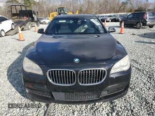 2015 BMW 7 Series 750Li with VIN WBAYE8C58FD782122, listed as a Copart auction lot 86204934 with 139,052 mi miles and Salvage Title. Bid and sale history available at carsss.com. Image 5.