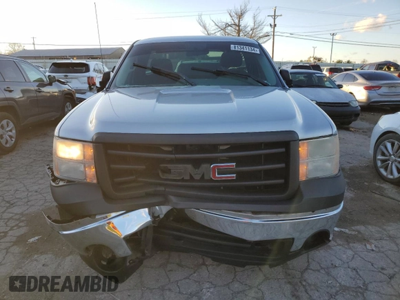 2011 GMC Sierra 1500 Work Truck z VIN 1GTN1TEX2BZ152273, wystawiony jako Copart lot #81341134 z przebiegiem 208 263 mil mil oraz Szkody całkowita. Historia ofert i sprzedaży dostępna na DreamBid. Obrazek 5.