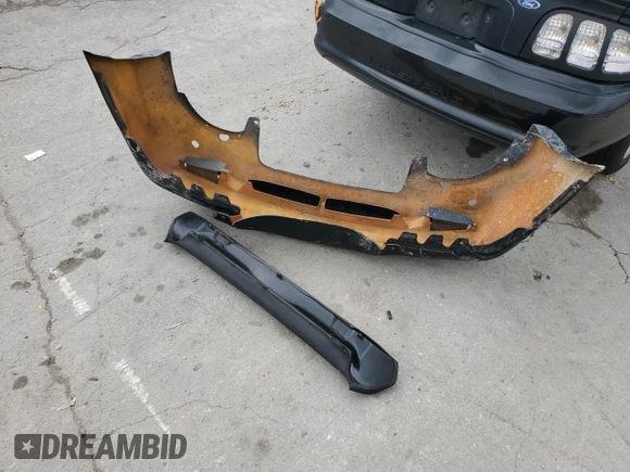 1997 Ford Mustang z VIN 1FALP4049VF169429, wystawiony jako Copart lot #59153175 z przebiegiem 134 454 mil mil oraz Szkoda całkowita • Salvage title. Historia ofert i sprzedaży dostępna na DreamBid. Obrazek 12.