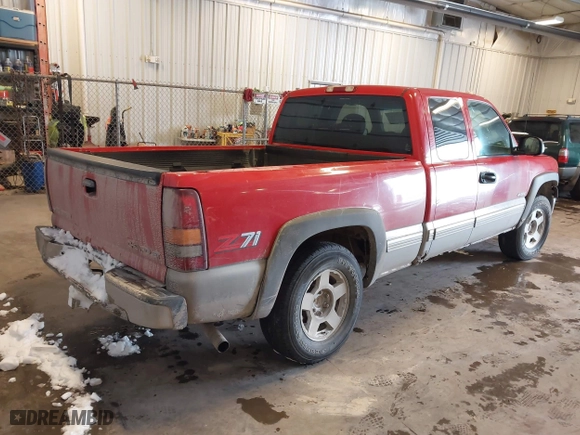 1999 Chevrolet Silverado 1500 LT with VIN 1GCEK19T0XE223896, listed as a IAAI auction lot 41567113 with 0 mi miles. Bid and sale history available at carsss.com. Image 4.