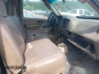 2004 Ford F-150 XL с VIN 2FTRF17234CA47752, выставлен на аукционе IAAI как лот 42628859 с пробегом 255 867 миль миль и . История ставок и продаж доступна на DreamBid. Изображение 5.