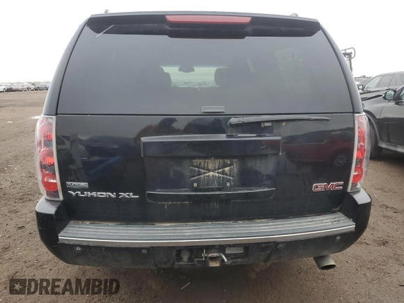 2011 GMC Yukon XL Denali with VIN 1GKS2MEF4BR298160, listed as a Copart auction lot 48418835 with 263,522 mi miles and Clean Title. Bid and sale history available at carsss.com. Image 6.