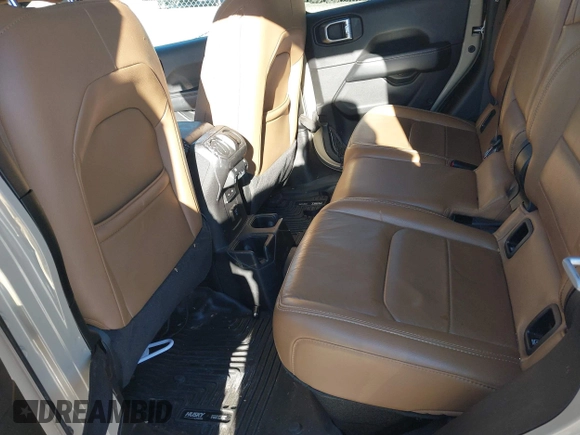 2020 Jeep Gladiator Overland with VIN 1C6HJTFG4LL169647, listed as a IAAI auction lot 41339933 with 85,246 mi miles and . Bid and sale history available at DreamBid. Image 8.