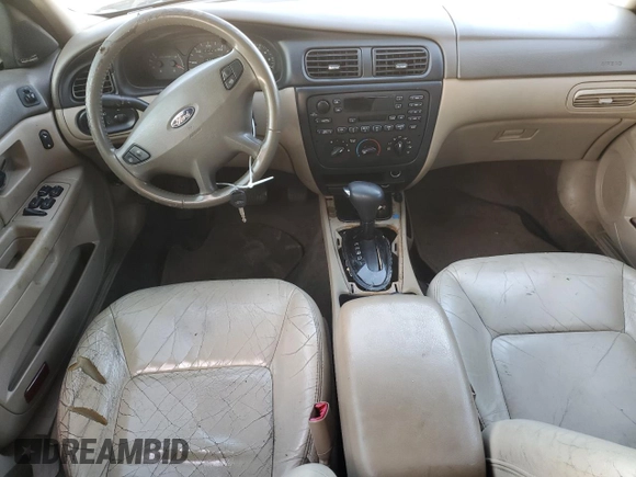 2002 Ford Taurus SES Standard with VIN 1FAFP55S92A126261, listed as a Copart auction lot 88535745 with 207,545 mi miles and Non Repairable. Bid and sale history available at carsss.com. Image 8.