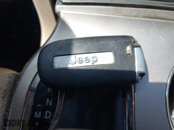 2017 Jeep Grand Cherokee Limited with VIN 1C4RJEBG2HC795168, listed as a IAAI auction lot 41859286 with 192,060 mi miles. Bid and sale history available at carsss.com. Image 11.