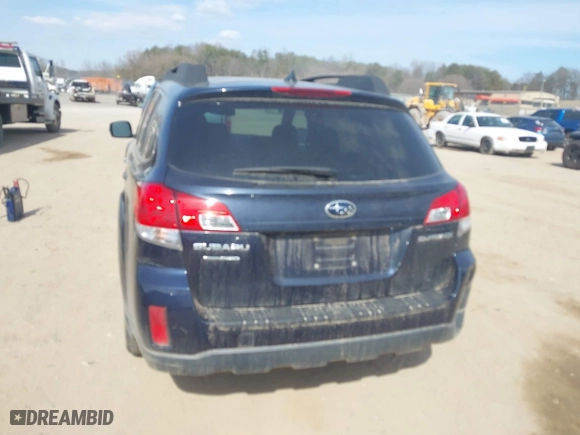 2014 Subaru Outback 2.5i Limited with VIN 4S4BRCPC3E3243402, listed as a IAAI auction lot 41629916 with 202,288 mi miles. Bid and sale history available at carsss.com. Image 16.