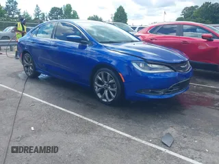 2015 Chrysler 200 S с VIN 1C3CCCBB2FN634348, выставлен на аукционе IAAI как лот 42244218 с пробегом 113 827 миль миль и . История ставок и продаж доступна на DreamBid. Изображение 1.