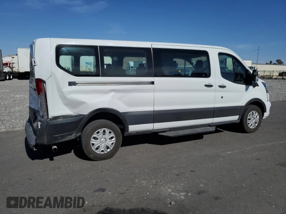 2023 Ford Transit Passenger XL with VIN 1FBAX2Y89PKA49027, listed as a Copart auction lot 58159815 with 48,648 mi miles and Clean title. Bid and sale history available at DreamBid. Image 3.