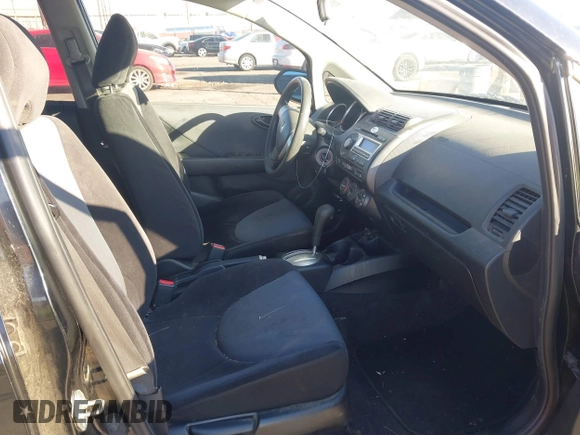 2007 Honda Fit с VIN JHMGD38467S062303, выставлен на аукционе IAAI как лот 41033089 с пробегом 270 488 миль миль и . История ставок и продаж доступна на DreamBid. Изображение 5.