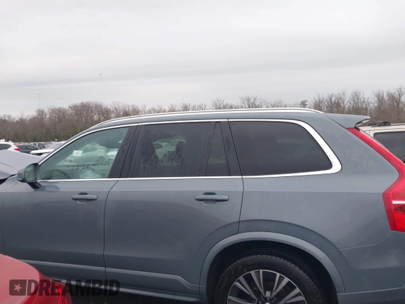 2020 Volvo XC90 Momentum с VIN YV4A221K0L1562969, выставлен на аукционе IAAI как лот 41313359 с пробегом 88 305 миль миль и . История ставок и продаж доступна на DreamBid. Изображение 14.