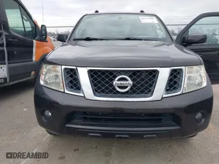 2012 Nissan Pathfinder LE with VIN 5N1AR1NN3CC623633, listed as a IAAI auction lot 41555680 with 111,092 mi miles. Bid and sale history available at carsss.com. Image 6.