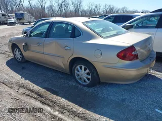2005 Buick LaCrosse CXL with VIN 2G4WD532851234435, listed as a IAAI auction lot 39636254 with 257,127 mi miles. Bid and sale history available at carsss.com. Image 3.