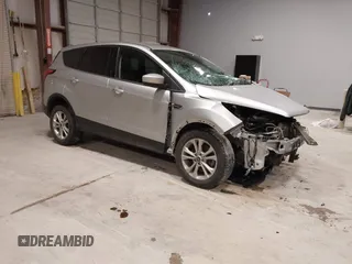 2019 Ford Escape SE with VIN 1FMCU0G98KUB33781, listed as a IAAI auction lot 41217310 with 93,100 mi miles. Bid and sale history available at carsss.com. Image 1.