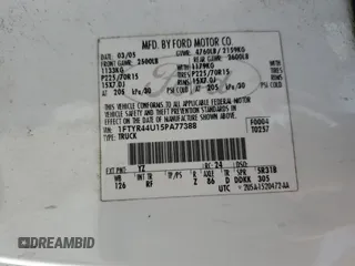 2005 Ford Ranger XLT z VIN 1FTYR44U15PA77388, wystawiony jako Copart lot #47502505 z przebiegiem 153 089 mil mil oraz Czysty tytuł • Clean title. Historia ofert i sprzedaży dostępna na DreamBid. Obrazek 12.