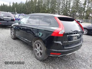2014 Volvo XC60 R-Design Premier Plus z VIN YV4902DZ7E2553989, wystawiony jako IAAI lot #41919724 z przebiegiem 145 952 mil mil oraz . Historia ofert i sprzedaży dostępna na DreamBid. Obrazek 3.