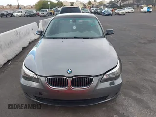 2007 BMW 5 Series 530i with VIN WBANE73527CM57227, listed as a IAAI auction lot 41724097 with 181,689 mi miles. Bid and sale history available at carsss.com. Image 13.