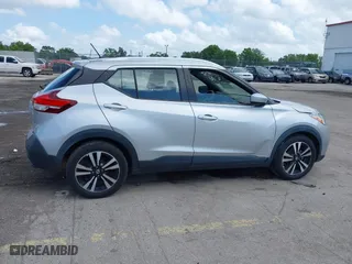 2020 Nissan Kicks SV with VIN 3N1CP5CV6LL509775, listed as a IAAI auction lot 41940662 with 1 mi miles. Bid and sale history available at carsss.com. Image 13.