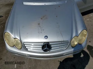 2004 Mercedes-Benz CLK 320 z VIN WDBTK65G74T030020, wystawiony jako Copart lot #69004654 z przebiegiem Nie podano mil oraz Szkody całkowita. Historia ofert i sprzedaży dostępna na DreamBid. Obrazek 11.