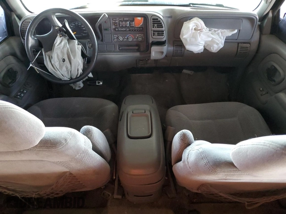 1997 Chevrolet Suburban with VIN 3GNEC16RXVG178307, listed as a Copart auction lot 48878935 with 179,717 mi miles and Salvage Title. Bid and sale history available at carsss.com. Image 8.