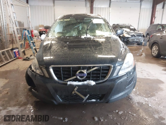 2013 Volvo XC60 T6 with VIN YV4902DZ2D2460909, listed as a IAAI auction lot 41167603 with 161,011 mi miles and . Bid and sale history available at DreamBid. Image 12.