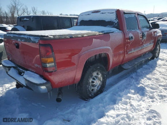 2007 GMC Sierra 2500HD Classic SLT with VIN 1GTHK23D97F155130, listed as a Copart auction lot 87254804 with 306,486 mi miles and Salvage Title. Bid and sale history available at carsss.com. Image 3.