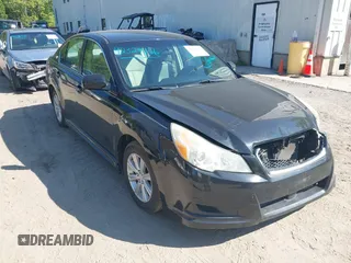 2010 Subaru Legacy Premium All-Weather Anniversary z VIN 4S3BMBC68A3216476, wystawiony jako IAAI lot #42329466 z przebiegiem 138 439 mil mil oraz . Historia ofert i sprzedaży dostępna na DreamBid. Obrazek 1.