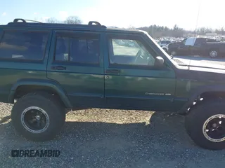 2001 Jeep Cherokee Sport with VIN 1J4FF58S41L619254, listed as a IAAI auction lot 41596384 with 180,826 mi miles and . Bid and sale history available at DreamBid. Image 13.