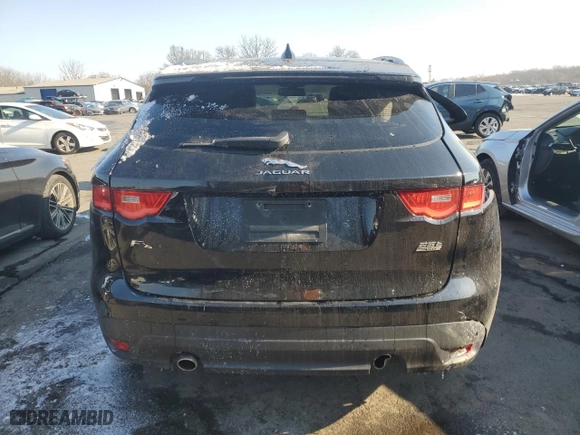 2018 Jaguar F-PACE 25t Premium with VIN SADCJ2FX0JA324060, listed as a Copart auction lot 88692105 with 66,535 mi miles and Salvage Title. Bid and sale history available at carsss.com. Image 6.