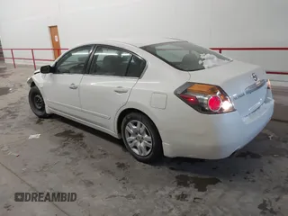 2012 Nissan Altima S z VIN 1N4AL2AP7CC136833, wystawiony jako IAAI lot #41566783 z przebiegiem 160 957 mil mil oraz . Historia ofert i sprzedaży dostępna na DreamBid. Obrazek 3.