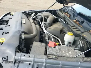 2017 Ram 1500 Big Horn z VIN 1C6RR7LT3HS870991, wystawiony jako IAAI lot #42559738 z przebiegiem 125 003 mil mil oraz . Historia ofert i sprzedaży dostępna na DreamBid. Obrazek 23.