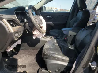 2017 Jeep Cherokee Latitude with VIN 1C4PJMCB6HW576135, listed as a Copart auction lot 47391675 with 88,874 mi miles and Salvage Title. Bid and sale history available at DreamBid. Image 7.