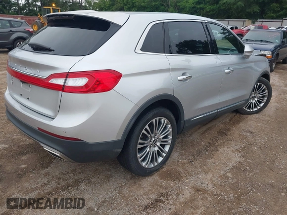 2018 Lincoln MKX Reserve z VIN 2LMPJ6LR1JBL30318, wystawiony jako IAAI lot #42204680 z przebiegiem 94 903 mil mil oraz . Historia ofert i sprzedaży dostępna na DreamBid. Obrazek 4.