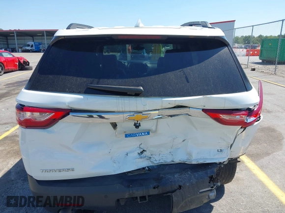 2019 Chevrolet Traverse LT z VIN 1GNERHKW2KJ305953, wystawiony jako IAAI lot #42064913 z przebiegiem 104 200 mil mil oraz . Historia ofert i sprzedaży dostępna na DreamBid. Obrazek 6.
