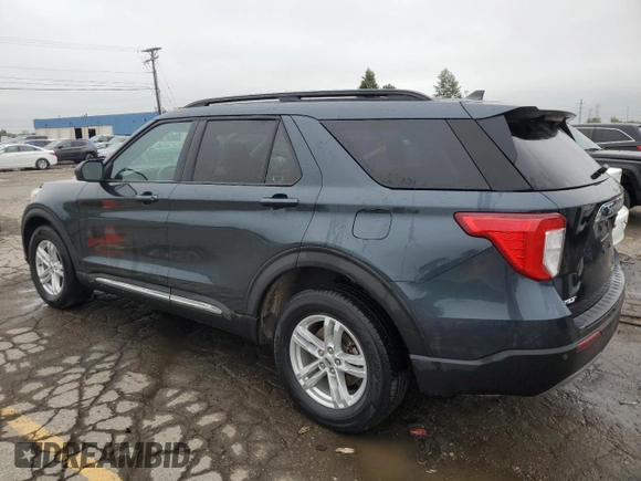 2022 Ford Explorer XLT z VIN 1FMSK8DH9NGA96996, wystawiony jako Copart lot #57039605 z przebiegiem 17 684 mil mil oraz Nie do naprawy • Non repairable. Historia ofert i sprzedaży dostępna na DreamBid. Obrazek 2.