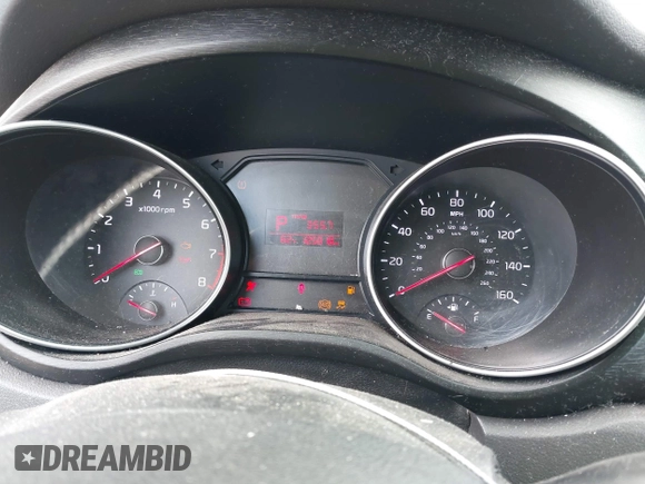2015 Kia Sedona LX with VIN KNDMB5C13F6072586, listed as a IAAI auction lot 42090232 with 125,818 mi miles. Bid and sale history available at carsss.com. Image 7.