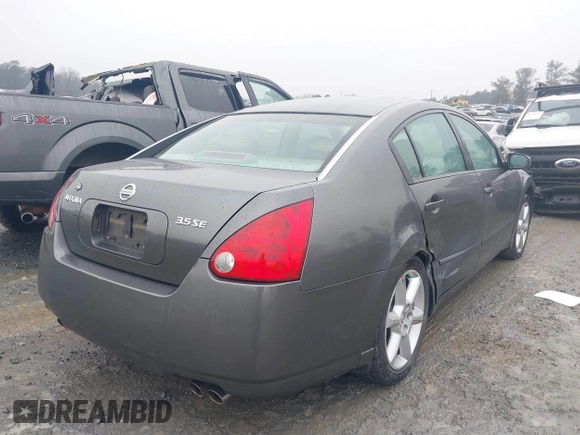 2005 Nissan Maxima 3.5 SL with VIN 1N4BA41E75C829487, listed as a IAAI auction lot 41389822 with 168,996 mi miles. Bid and sale history available at carsss.com. Image 4.