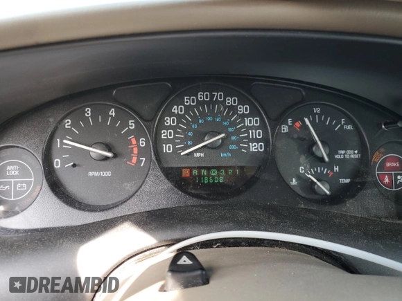 2003 Buick Regal LS with VIN 2G4WB52KX31121610, listed as a Copart auction lot 67580474 with 118,608 mi miles and Non Repairable. Bid and sale history available at carsss.com. Image 9.