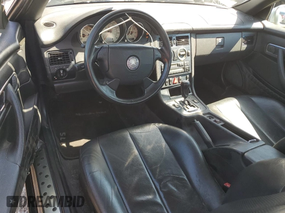 1998 Mercedes-Benz SLK 230/320 with VIN WDBKK47F9WF057337, listed as a Copart auction lot 65023905 with 243,917 mi miles and Salvage title. Bid and sale history available at DreamBid. Image 8.
