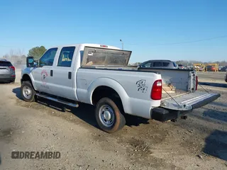 2016 Ford F-250 Lariat z VIN 1FT7W2B67GEC39794, wystawiony jako IAAI lot #41657419 z przebiegiem 270 641 mil mil oraz . Historia ofert i sprzedaży dostępna na DreamBid. Obrazek 3.