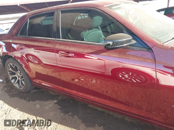 2018 Chrysler 300 Touring with VIN 2C3CCAAG1JH249544, listed as a IAAI auction lot 41307345 with 91,361 mi miles and . Bid and sale history available at DreamBid. Image 14.