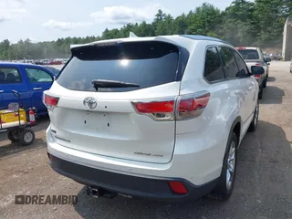 2016 Toyota Highlander Limited with VIN 5TDDKRFH0GS334968, listed as a IAAI auction lot 40088562 with 123,717 mi miles and . Bid and sale history available at DreamBid. Image 16.