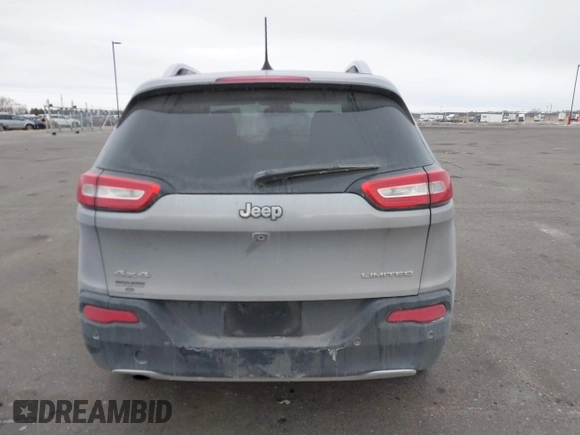 2018 Jeep Cherokee Limited with VIN 1C4PJMDB6JD521944, listed as a IAAI auction lot 41427985 with 120,245 mi miles. Bid and sale history available at carsss.com. Image 17.