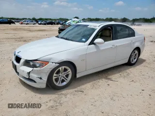 2008 BMW 3 Series 328i z VIN WBAVA37528NL58590, wystawiony jako Copart lot #59412605 z przebiegiem 128 403 mil mil oraz Szkoda całkowita • Salvage title. Historia ofert i sprzedaży dostępna na DreamBid. Obrazek 1.