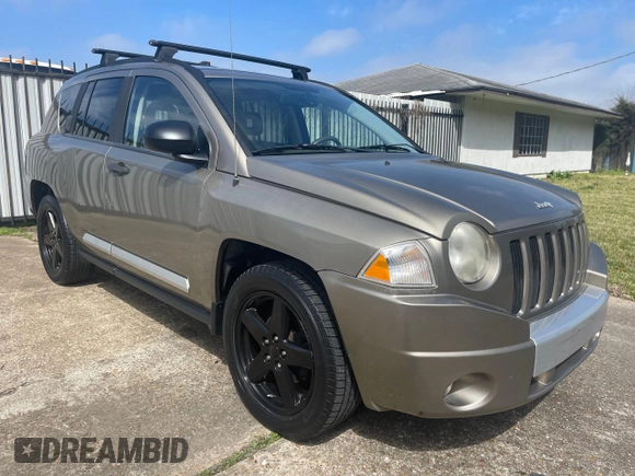 2007 Jeep Compass Limited with VIN 1J8FF57W77D185529, listed as a Copart auction lot 47286985 with 151,727 mi miles and Clean Title. Bid and sale history available at carsss.com. Image 1.