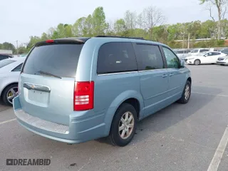 2008 Chrysler Town & Country Touring with VIN 2A8HR54P68R776219, listed as a IAAI auction lot 41992471 with 166,164 mi miles. Bid and sale history available at carsss.com. Image 4.