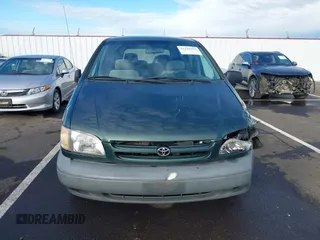 2000 Toyota Sienna CE with VIN 4T3ZF19C6YU220808, listed as a IAAI auction lot 41250496 with 222,812 mi miles. Bid and sale history available at carsss.com. Image 12.