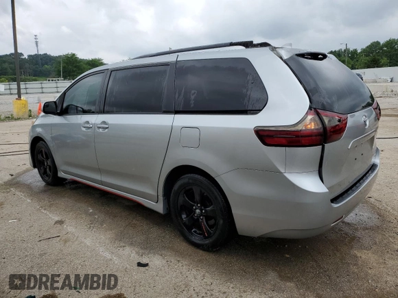 2020 Toyota Sienna LE Auto Access Seat с VIN 5TDKZ3DC1LS040092, выставлен на аукционе Copart как лот 61217895 с пробегом 88 849 миль миль и Списание • Salvage title. История ставок и продаж доступна на DreamBid. Изображение 2.