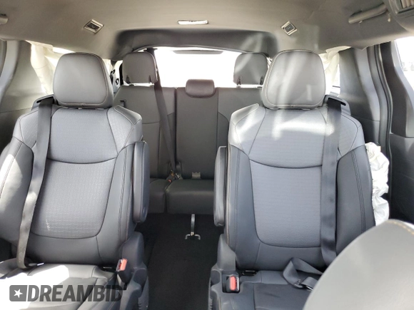 2022 Toyota Sienna XLE Woodland Edition with VIN 5TDASKFC4NS043062, listed as a Copart auction lot 65585174 with 26,077 mi miles and Clean Title. Bid and sale history available at carsss.com. Image 10.